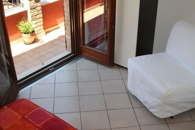 Üç Kişilik Oda (Rosso Piceno)