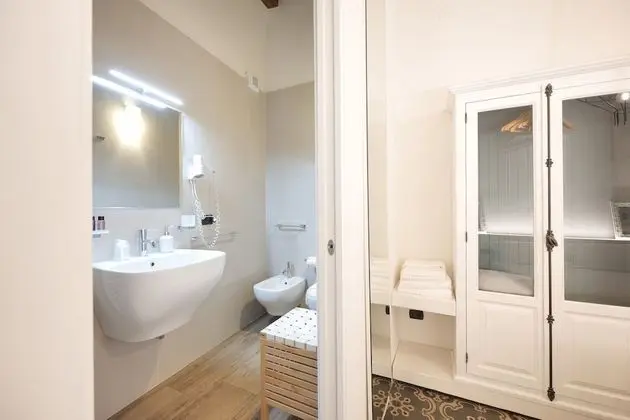 Standard Tek Büyük veya İki Ayrı Yataklı Oda