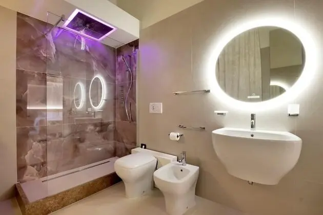 Standard Tek Büyük veya İki Ayrı Yataklı Oda, Balkon