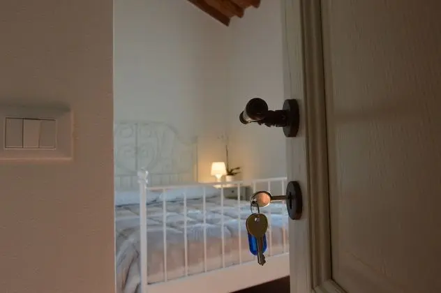Üç Kişilik Oda, Ortak Banyo