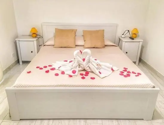 Tek Büyük Yataklı Oda