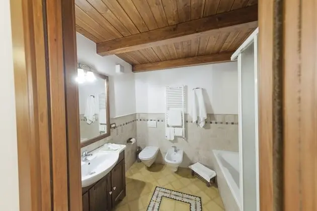 Deluxe Dört Kişilik Oda