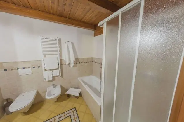 Deluxe Dört Kişilik Oda