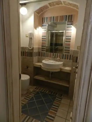 Üç Kişilik Oda