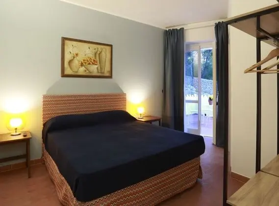 Comfort Tek Büyük veya İki Ayrı Yataklı Oda