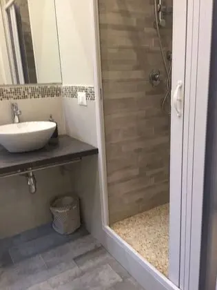 Tek Büyük Yataklı Oda, Sigara İçilmez