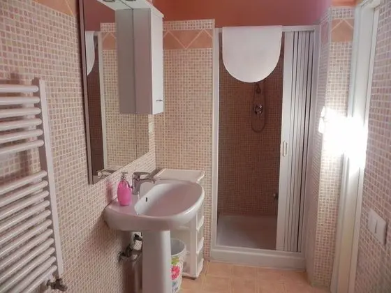 Aile Odası Three Bedrooms One Bathroom