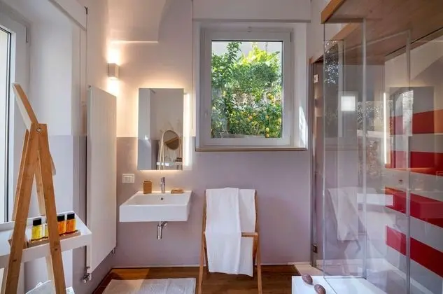 Deluxe Tek Büyük Yataklı Oda, 1 En Büyük (King) Boy Yatak, Sauna, Bahçe Manzaralı