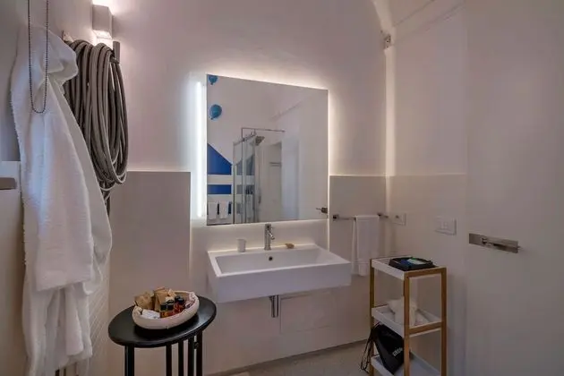 Deluxe Tek Büyük Yataklı Oda, Bahçe Manzaralı