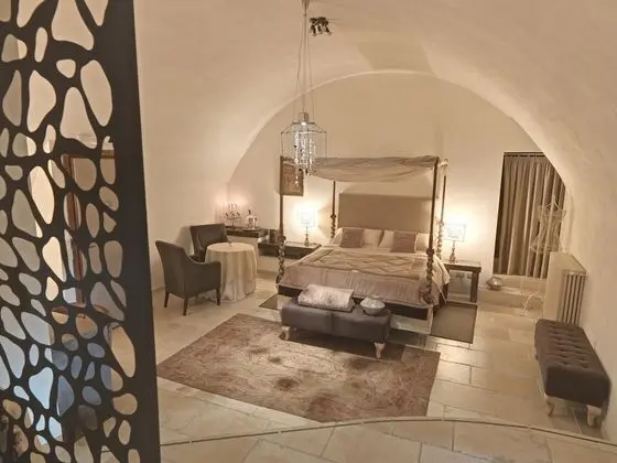 Deluxe Tek Büyük Yataklı Oda (with Hot Tub Extra Large)