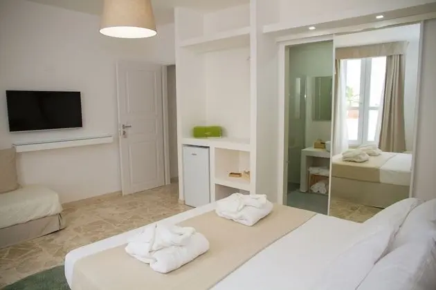 Comfort Üç Kişilik Oda, Teras, Şehir Manzaralı