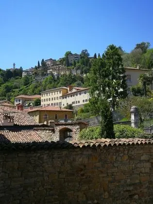 Luxury Apart Daire, Şehir Manzaralı