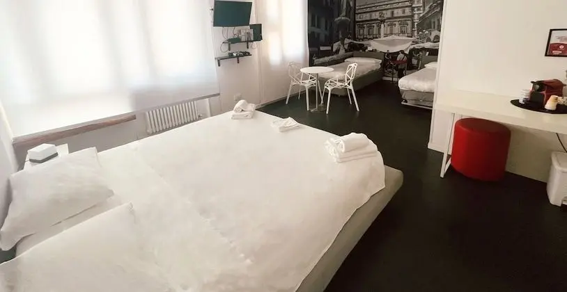 Deluxe Dört Kişilik Oda, Banyolu/Duşlu