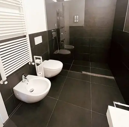 Deluxe Dört Kişilik Oda, Banyolu/Duşlu