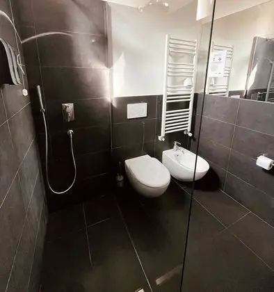 Deluxe Tek Büyük Yataklı Oda, Banyolu/Duşlu