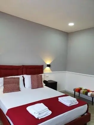 Üç Kişilik Oda (Camera 1)