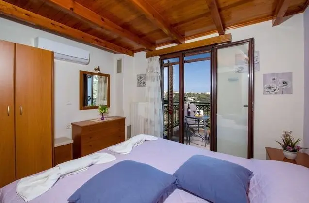 Villa, 4 Yatak Odası, Şömine