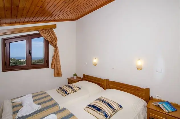 Villa, 4 Yatak Odası, Şömine