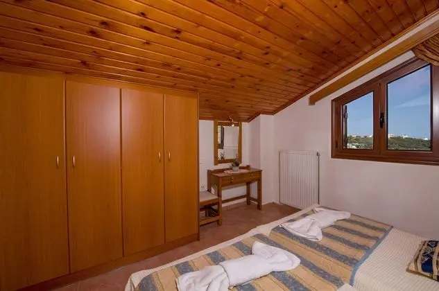 Villa, 4 Yatak Odası, Şömine