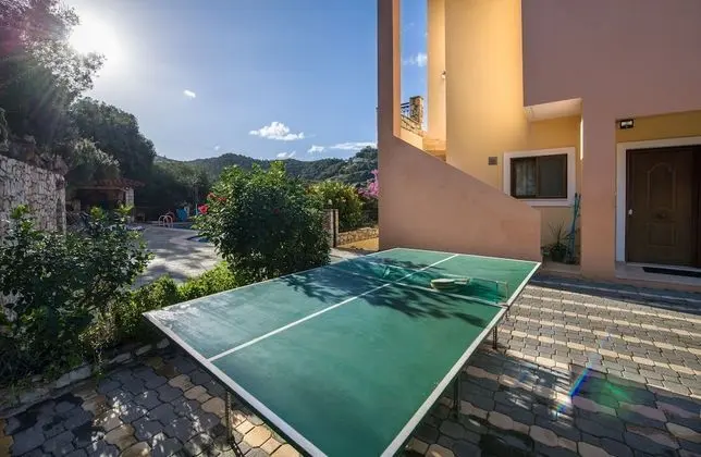 Villa, 4 Yatak Odası, Şömine