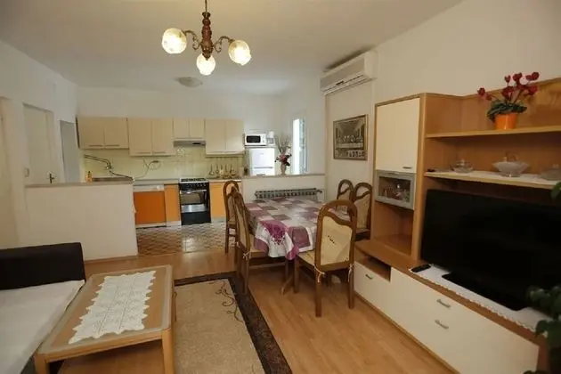 Apart Daire (Dina - 3 bedrooms - A1(6))