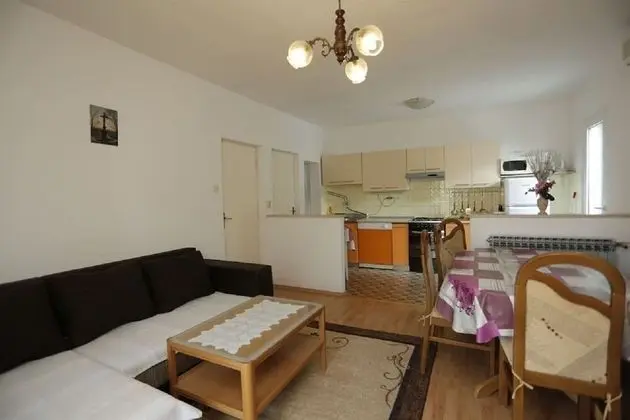 Apart Daire (Dina - 3 bedrooms - A1(6))
