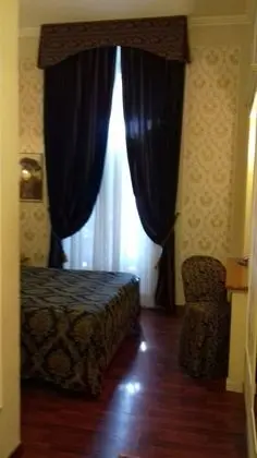 Tek Büyük veya İki Ayrı Yataklı Oda