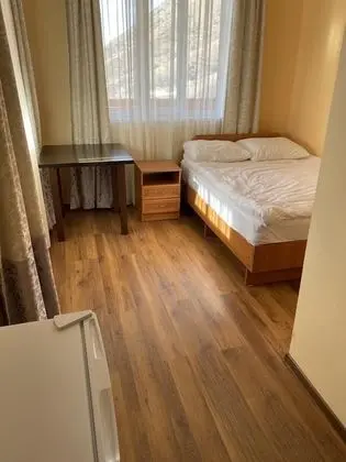 Basic Tek Büyük Yataklı Oda