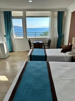 Deluxe Oda Balkonlu, Deniz Manzaralı, Balkonlu