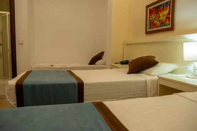 Ekonomik Üç Kişilik Oda, Manzarasız