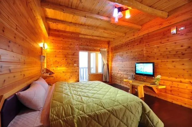 Honeymoon Tek Büyük Yataklı Oda