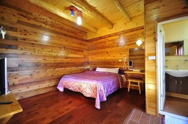 Honeymoon Tek Büyük Yataklı Oda