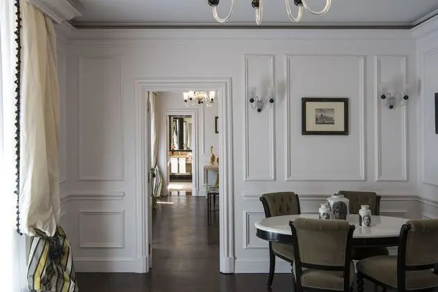 Executive Suite (Suite Temptation)