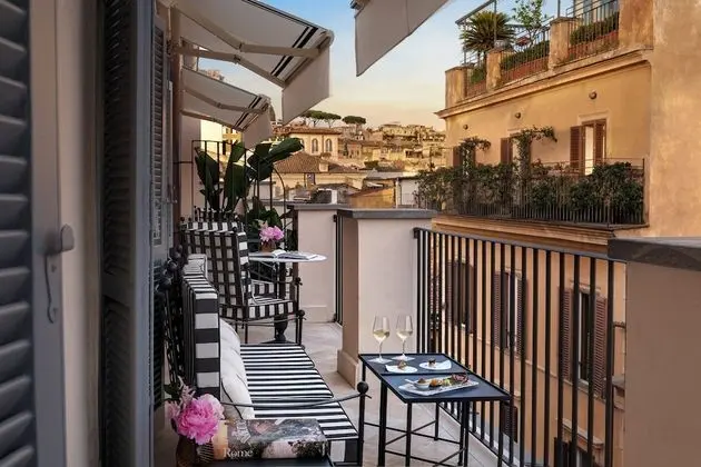 Suite Balcony (Suite Temptation)