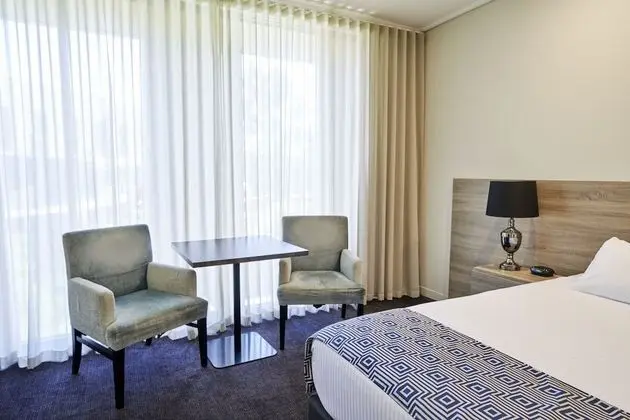 Hot Deal Room