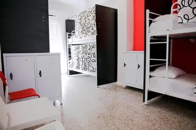Ortak Ranzalı Oda (Single Bed in 6-bed Shared Dormitory)