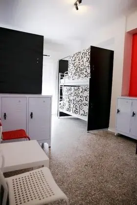 Ortak Ranzalı Oda (Single Bed in 6-bed Shared Dormitory)