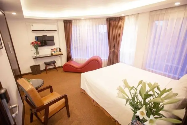 Tek Büyük Yataklı Oda (Suite)