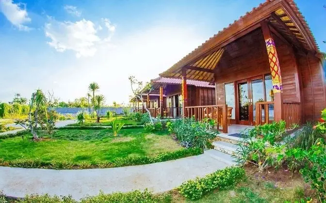 Standard Bungalov, Bahçe Manzaralı