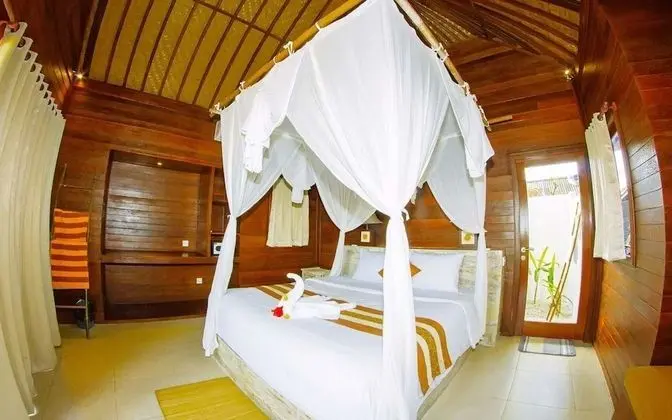 Standard Bungalov, Bahçe Manzaralı