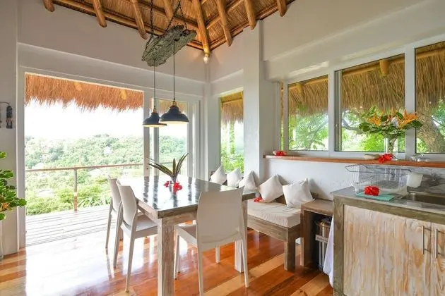 Villa (Sea)