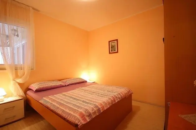 Apart Daire (Dino - apartments with hot tub - A2(2)