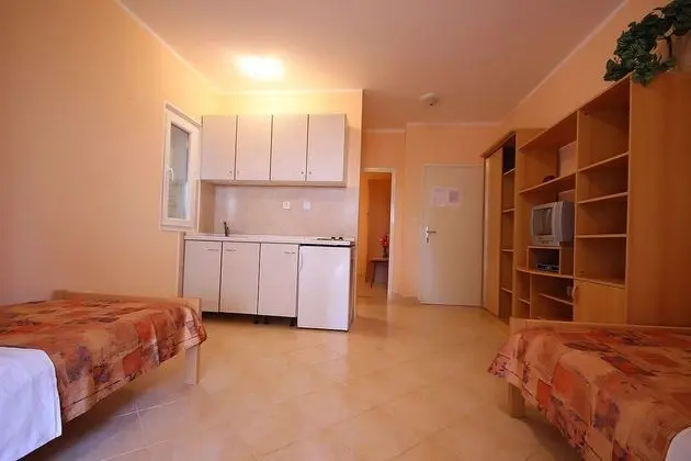 Apart Daire (Dino - apartments with hot tub - A2(2)