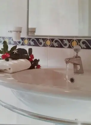 Comfort Tek Büyük veya İki Ayrı Yataklı Oda