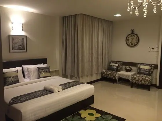 Platinum Room