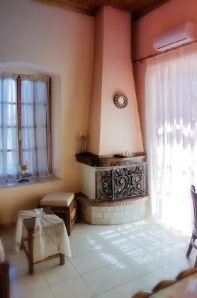 Tek Büyük veya İki Ayrı Yataklı Oda, Balkon, Deniz Manzaralı