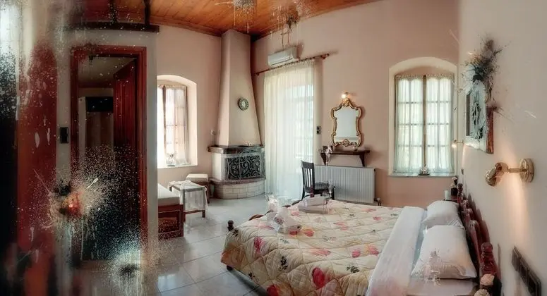 Tek Büyük veya İki Ayrı Yataklı Oda, Balkon, Deniz Manzaralı