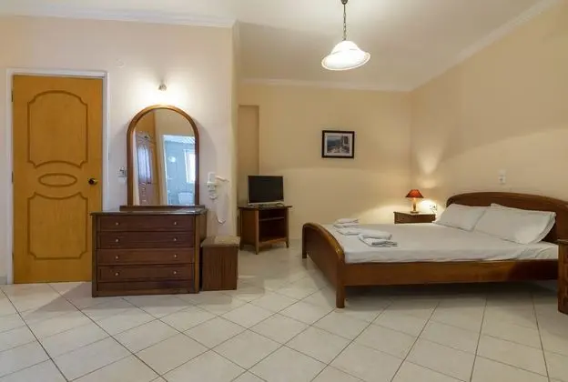 Tek Büyük Yataklı Oda, Balkon