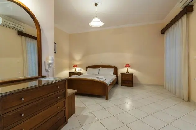 Tek Büyük Yataklı Oda, Balkon
