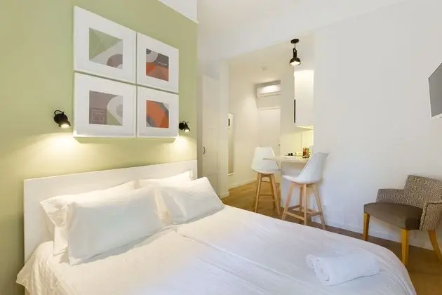 Premier Apart Daire, 1 Büyük (Queen) Boy Yatak, Sigara İçilmez, Bahçe Manzaralı